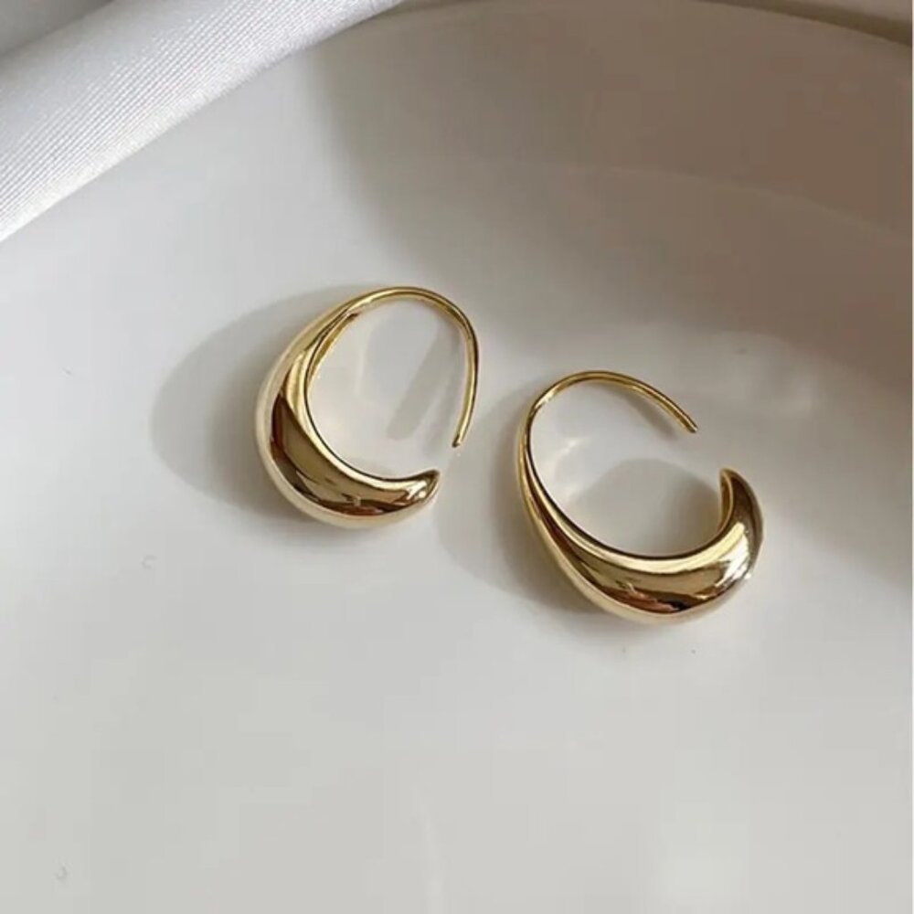 Anthropologie Gold Crescent Earrings